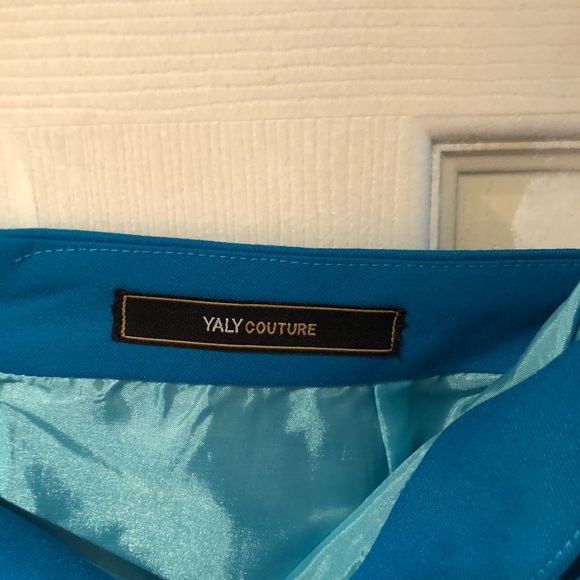 High waisted Pencil Skirt - Picture 3 of 3